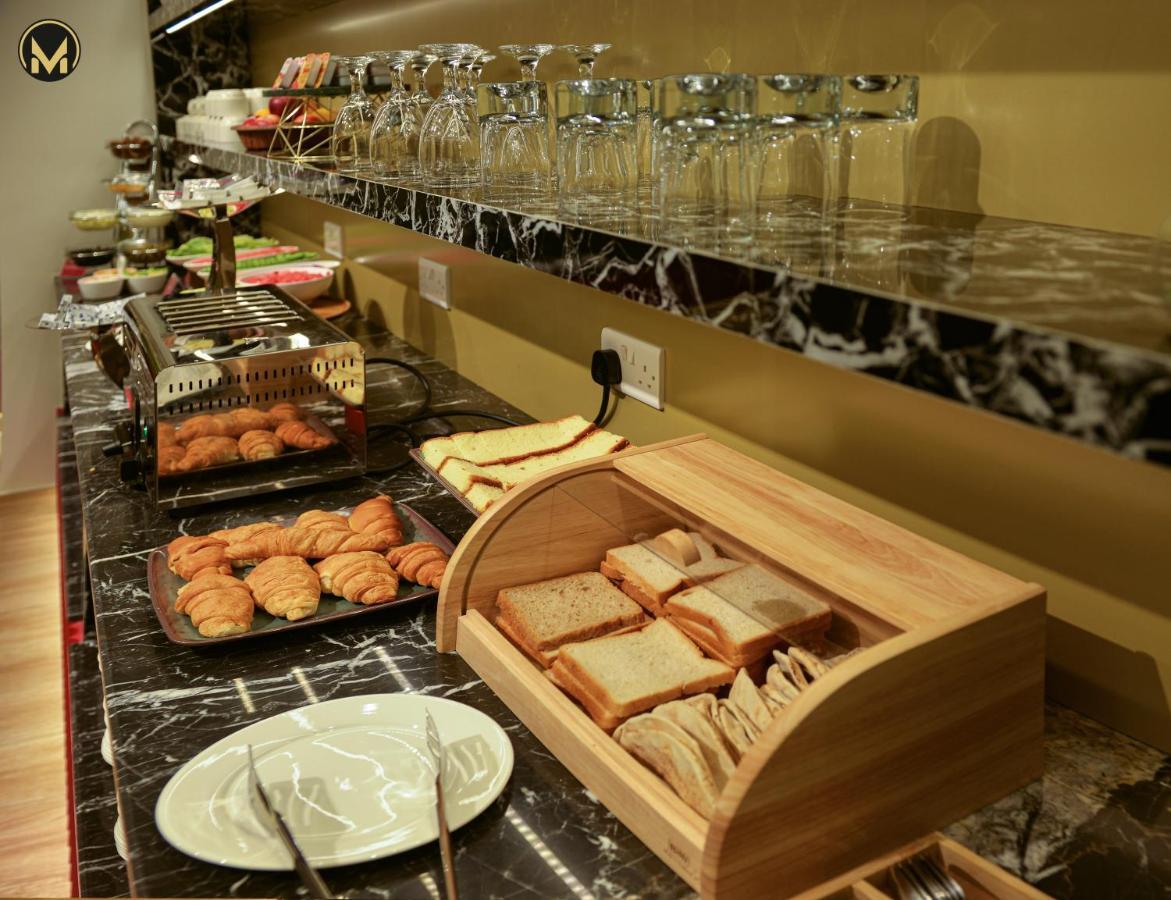 Muscat Express Hotel Ngoại thất bức ảnh